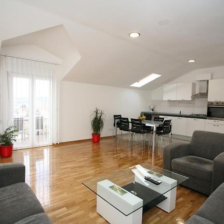 Apartments Little Paradise Trogir Bagian luar foto
